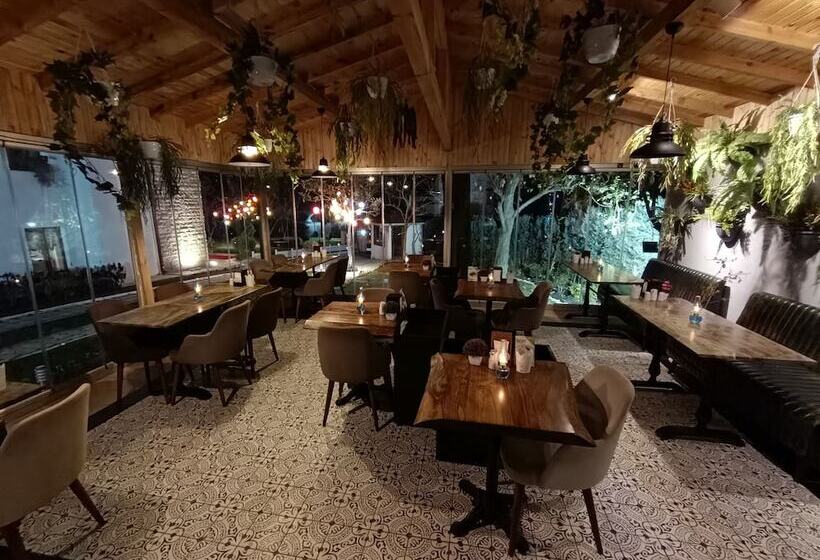 تختخواب و صبحانه Kartepe Kosku