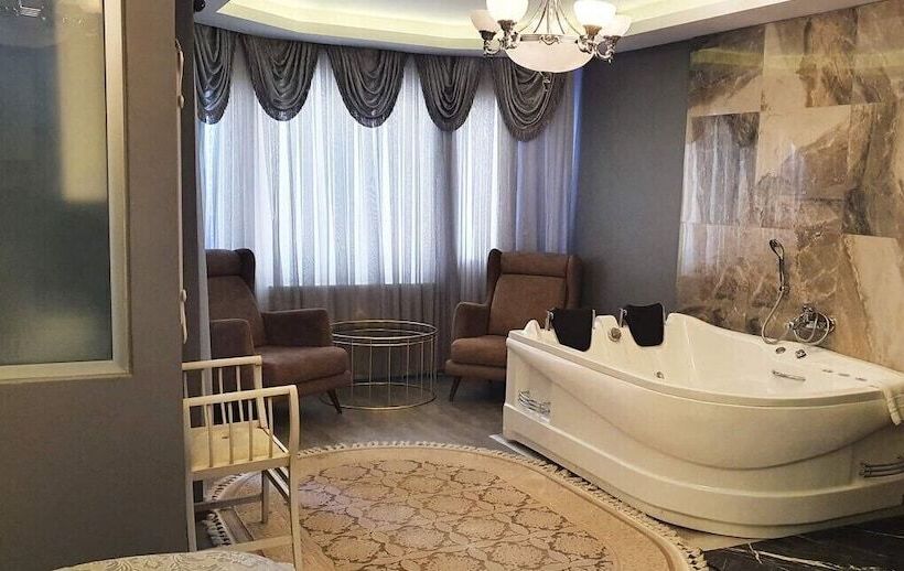 تختخواب و صبحانه Kartepe Kosku