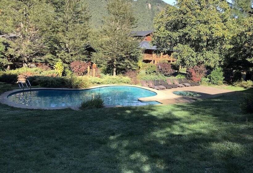 Bed and Breakfast Peumayen Lodge & Termas Boutique