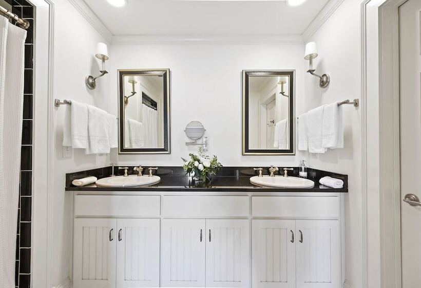 مبيت وإفطار The James Madison Inn