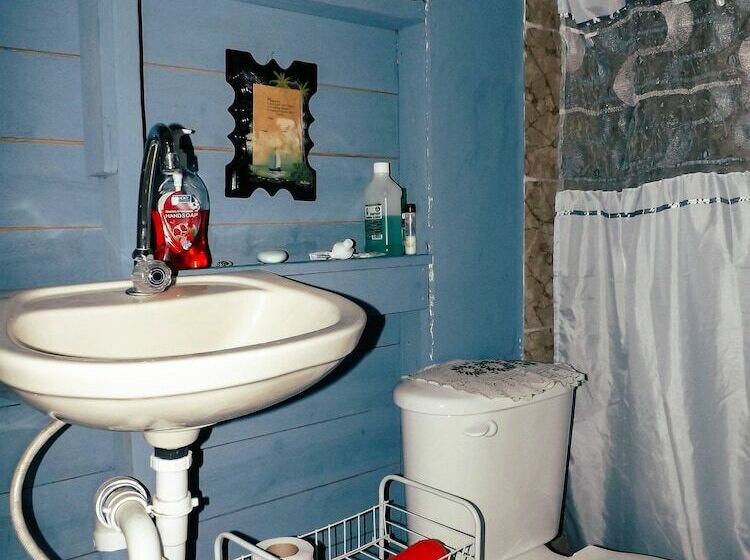 Belmopan Tiny Houses