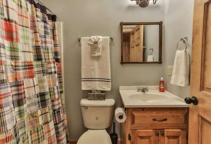 Camp Rising Fish Nevaeh Cabin Rentals