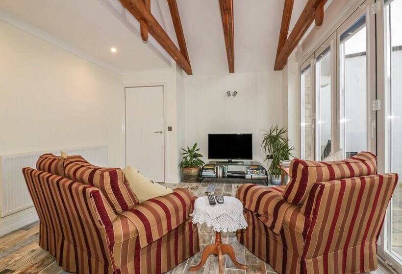 Chapel Green Studio 2