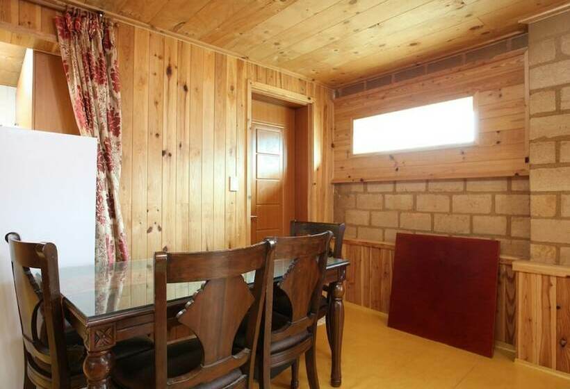 Chogajip Hwangto Pension