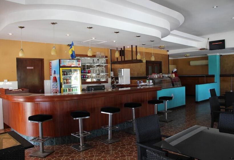 Choj Rentals   Sun Island Apartments