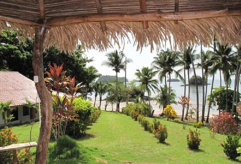 Costa Rica Paradise Island   Hostel