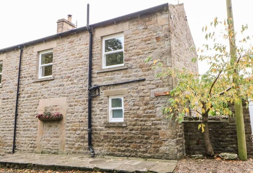 Coverdale Cottage