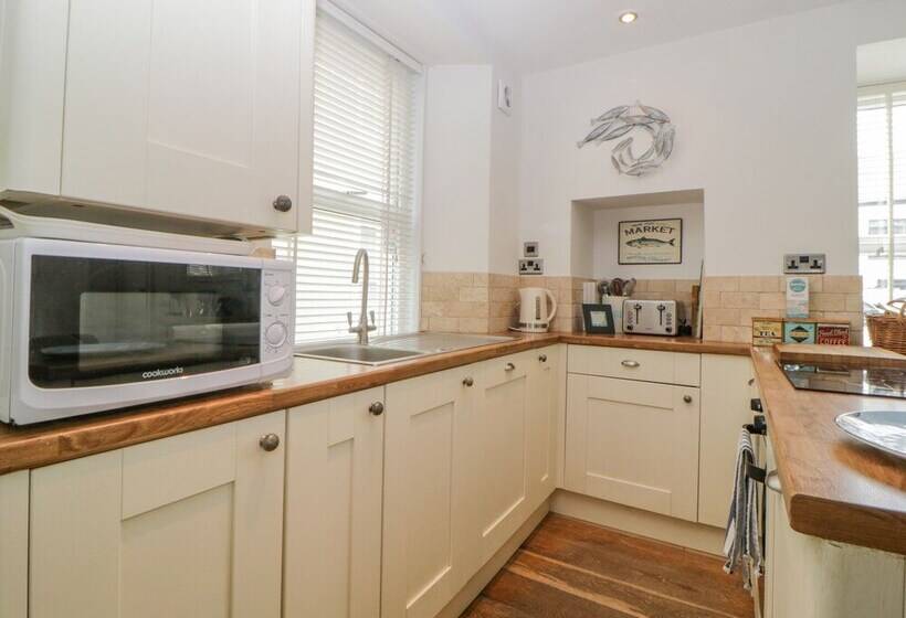 Curlews Cottage