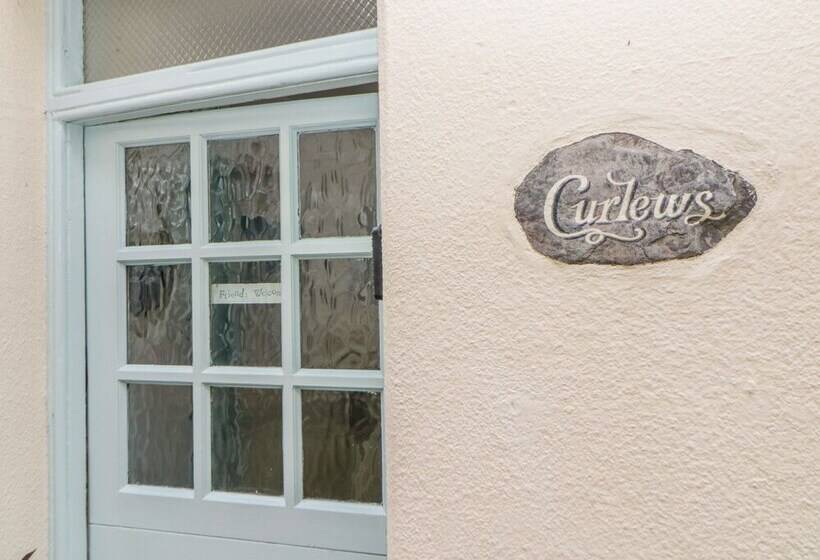 Curlews Cottage