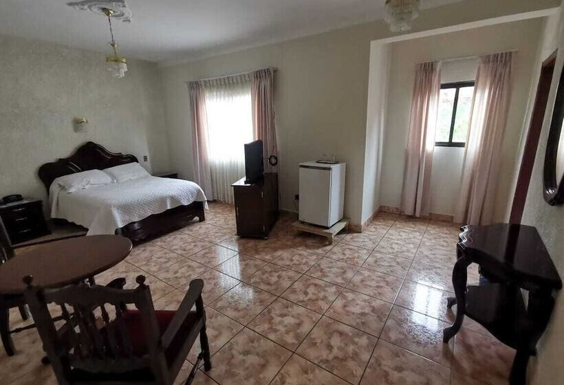 El Gobernador Hostal