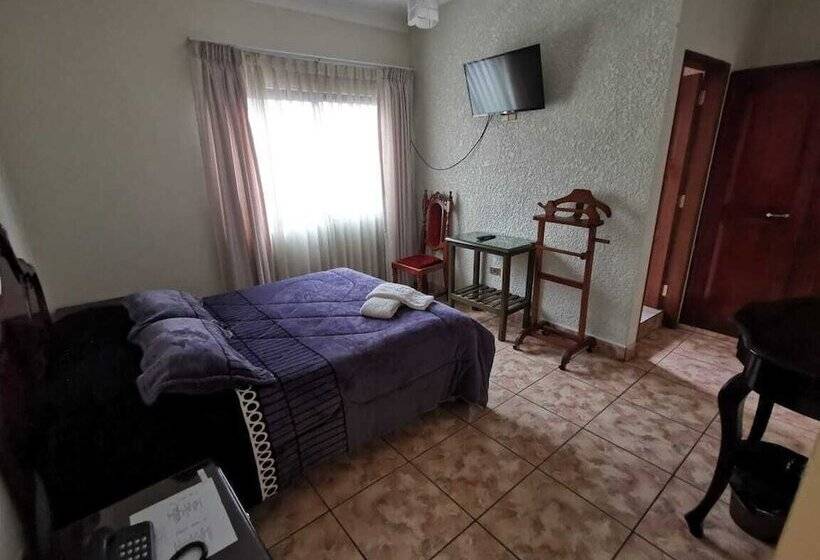 El Gobernador Hostal