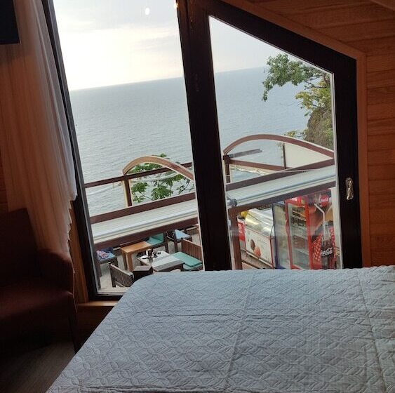 Falez Cafe & Restaurant & Pansiyon