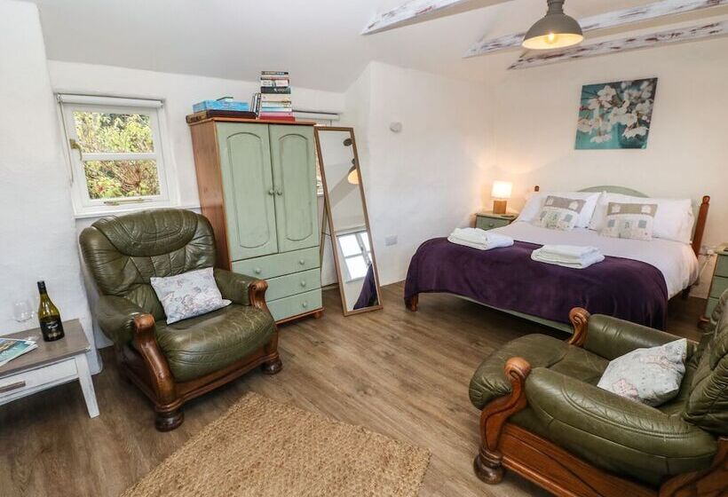 Five Elements Studio