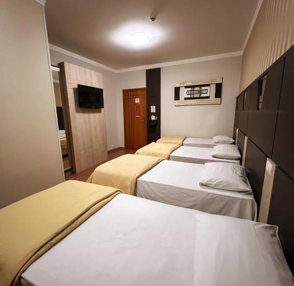 בית מלון כפרי Goldmen Business Cianorte