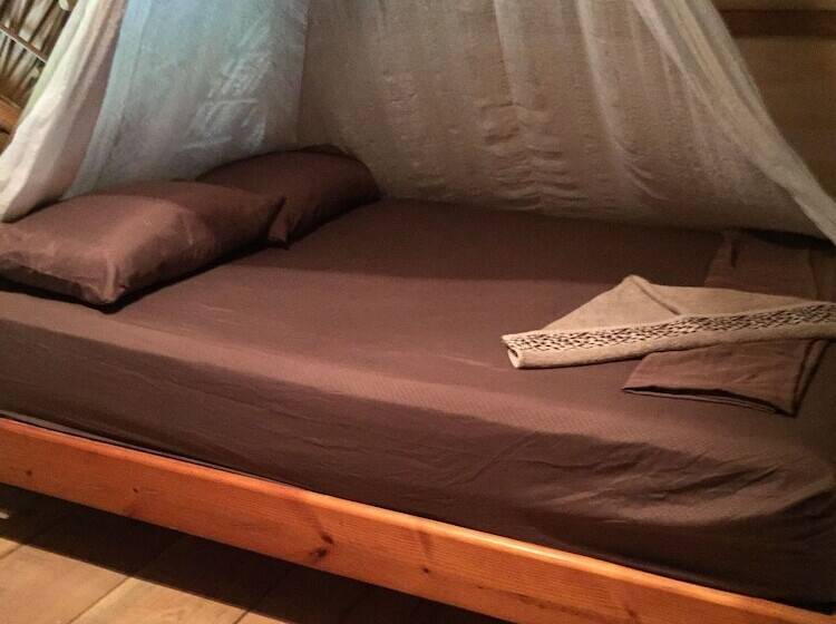 Hostal Alejo Monte Mar