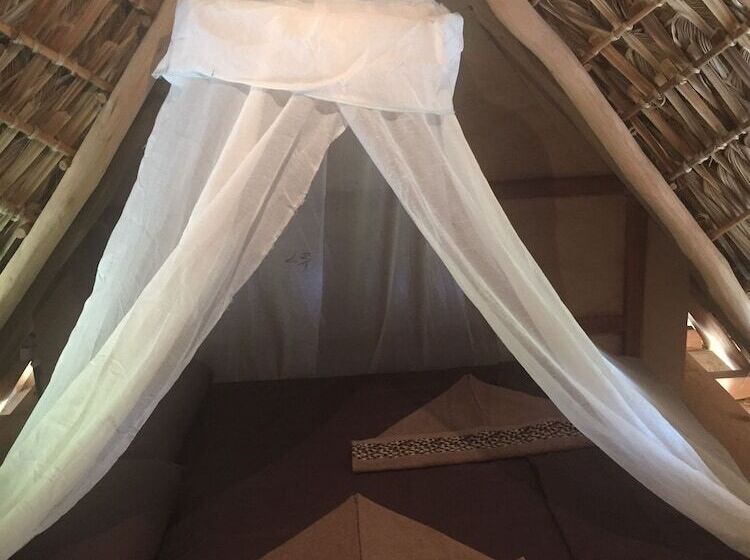 Hostal Alejo Monte Mar