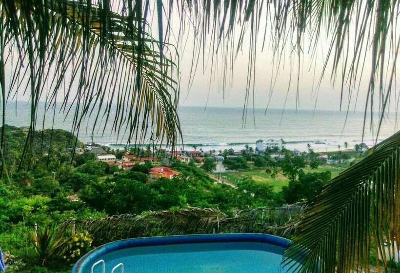 Hostal Alejo Monte Mar