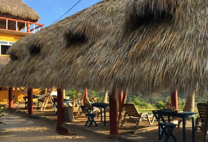 Hostal Alejo Monte Mar