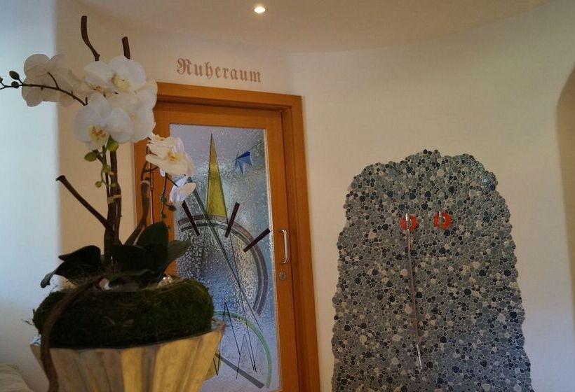 Хостел Gasthof Laurin