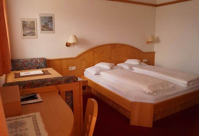 Хостел Gasthof Laurin