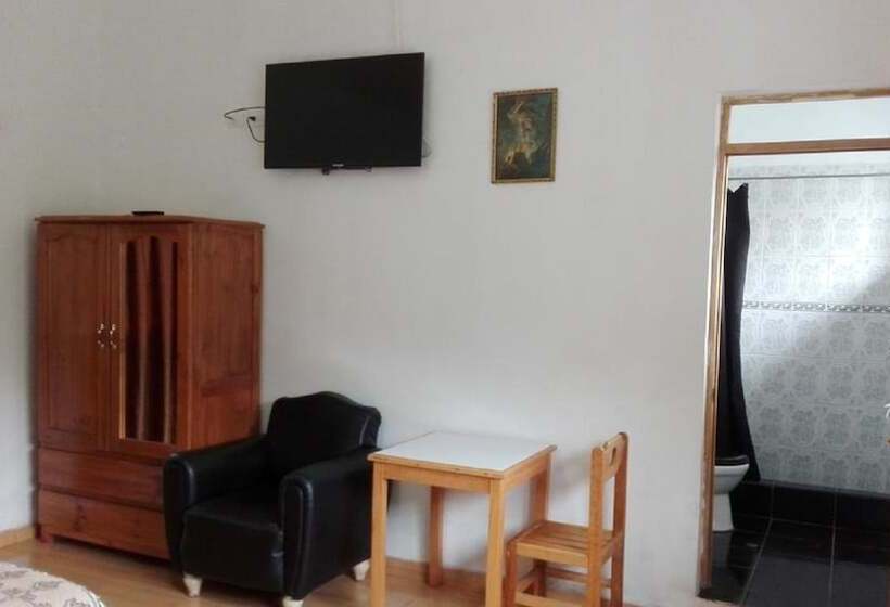 مسافرخانه Hospedaje Buganvilla