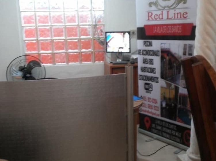 Hostal Red Line