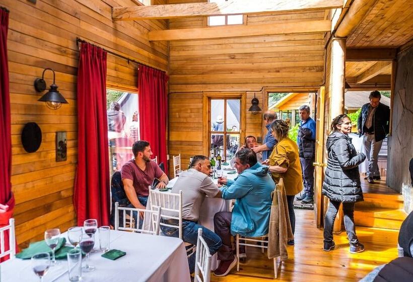 فندق Andes Lodge