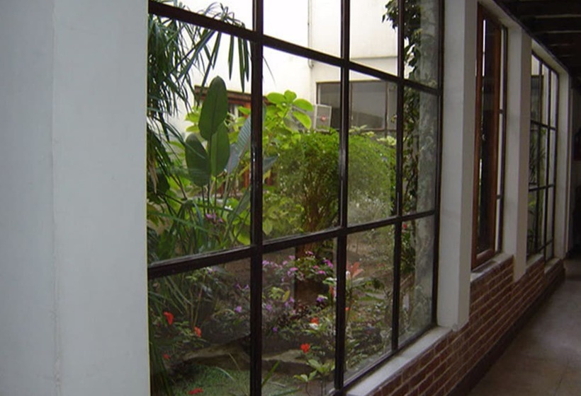 ホテル Andorra Apart