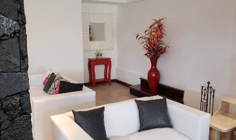 ホテル Andorra Apart