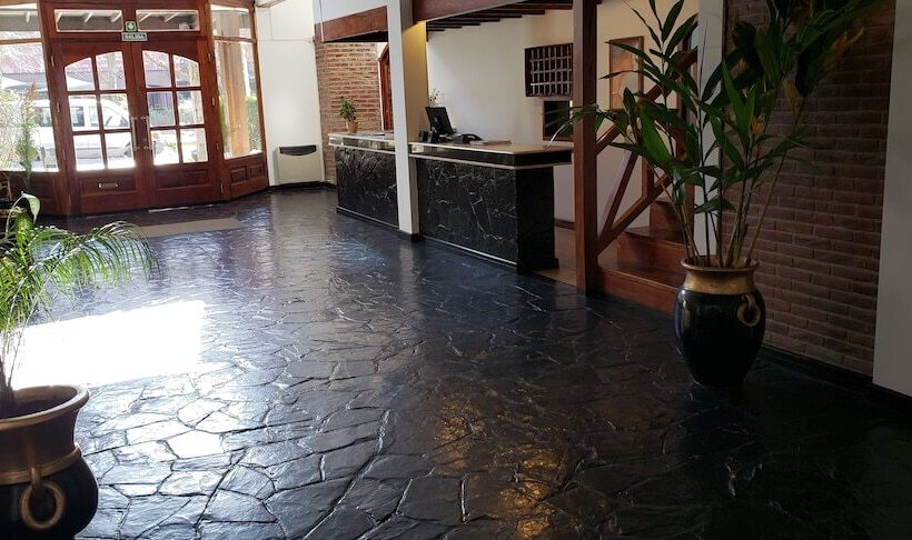 هتل Andorra Apart