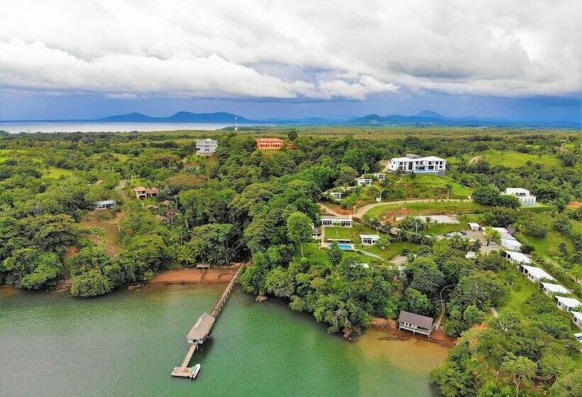 فندق Boca Chica Bay Eco Lodge