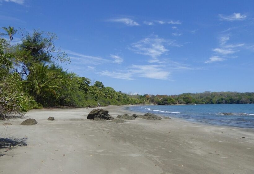 فندق Boca Chica Bay Eco Lodge
