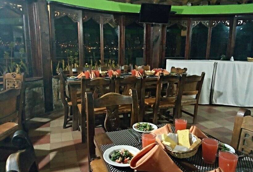 בית מלון כפרי Cabañas San Cayetano