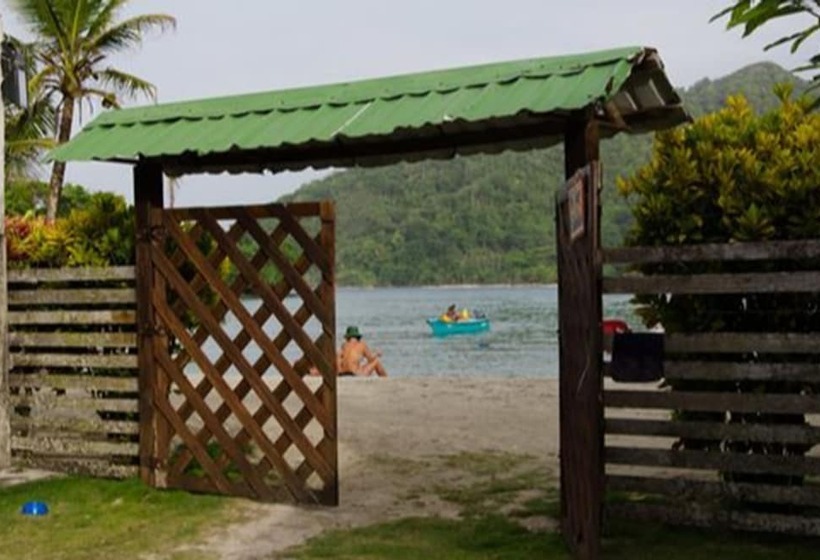 هتل Cabanas Deep Blue