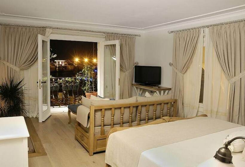 호텔 Cesme Marina Konukevi