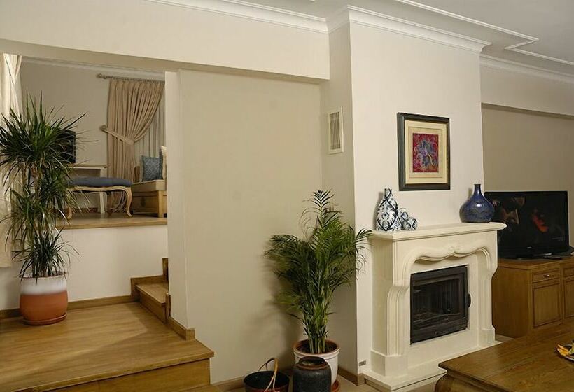 호텔 Cesme Marina Konukevi