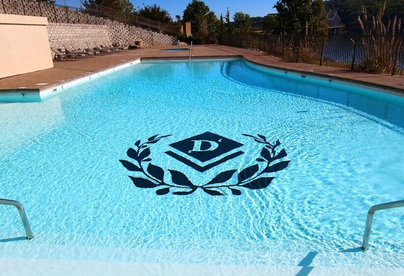 فندق D Monaco Luxury Resort