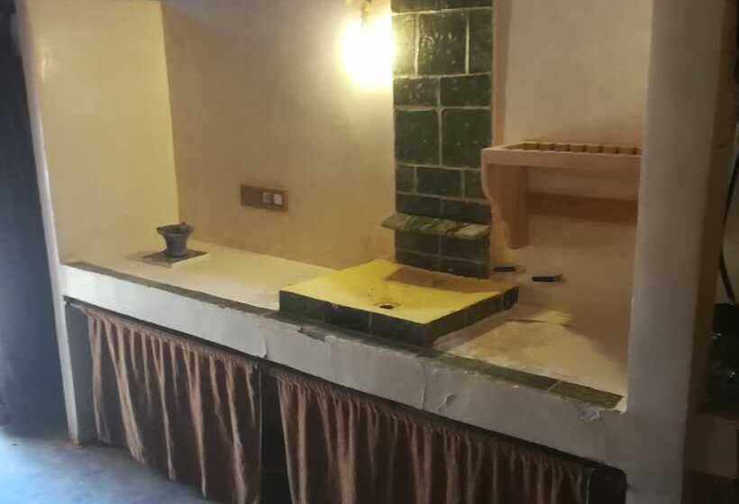 هتل Desertbrise Camp