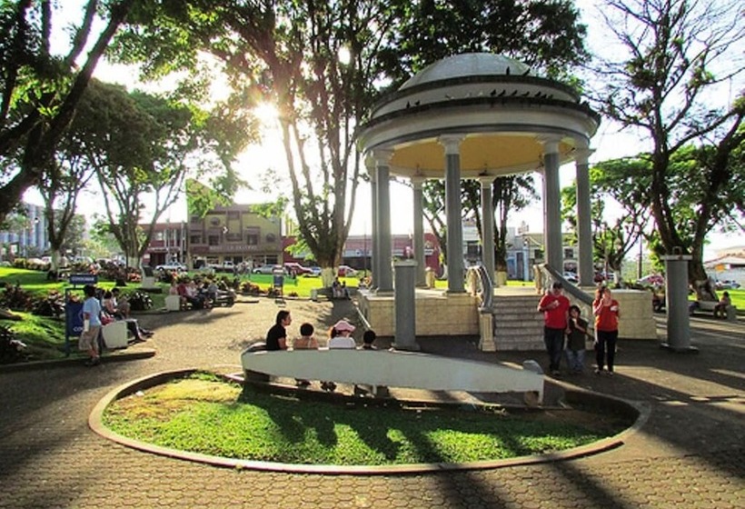 فندق Eco Granja Don Lolo