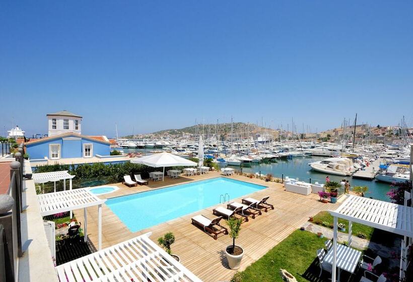 호텔 Cesme Marina Konukevi