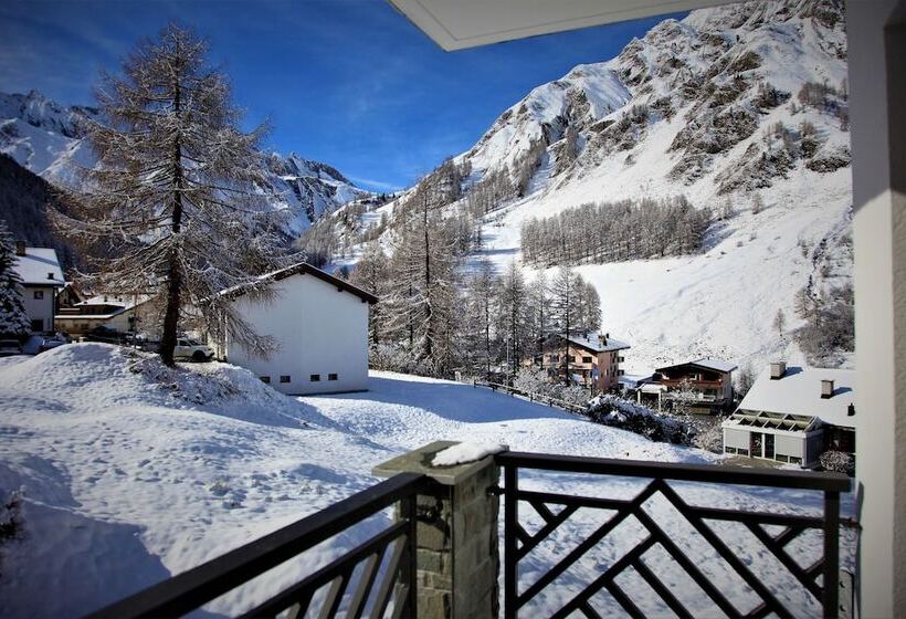 호텔 Engadin Lodge