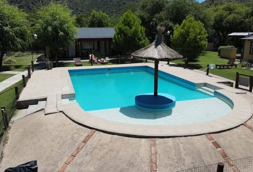 ホテル Estacion Potrero Cabañas Y Habitaciones