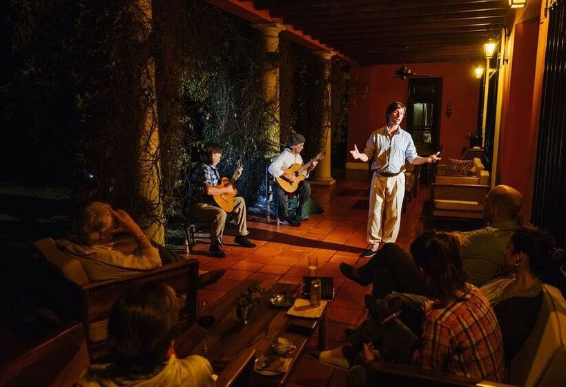 בית מלון כפרי Estancia La Bandada