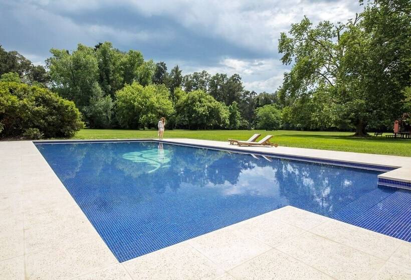 בית מלון כפרי Estancia La Bandada