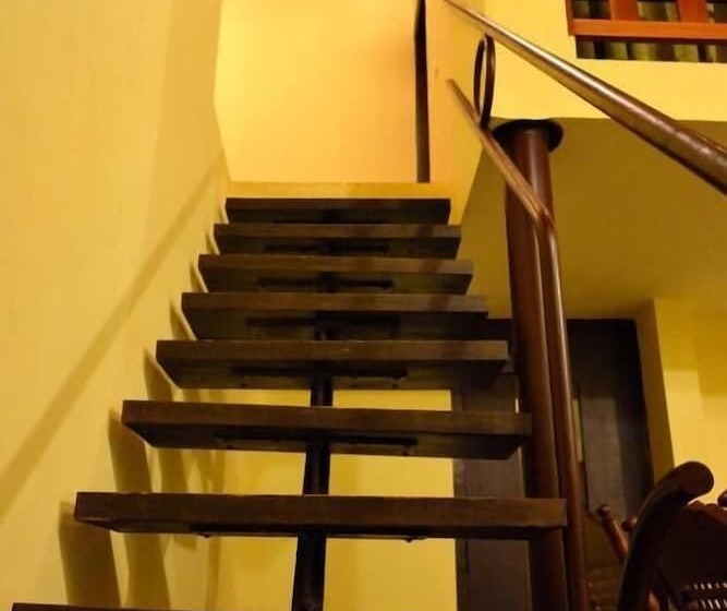 호텔 Kadkani River Resort