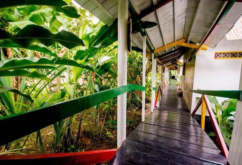 בית מלון כפרי La Manigua Cabañas