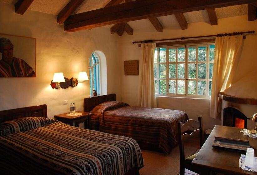 فندق Las Palmeras Inn