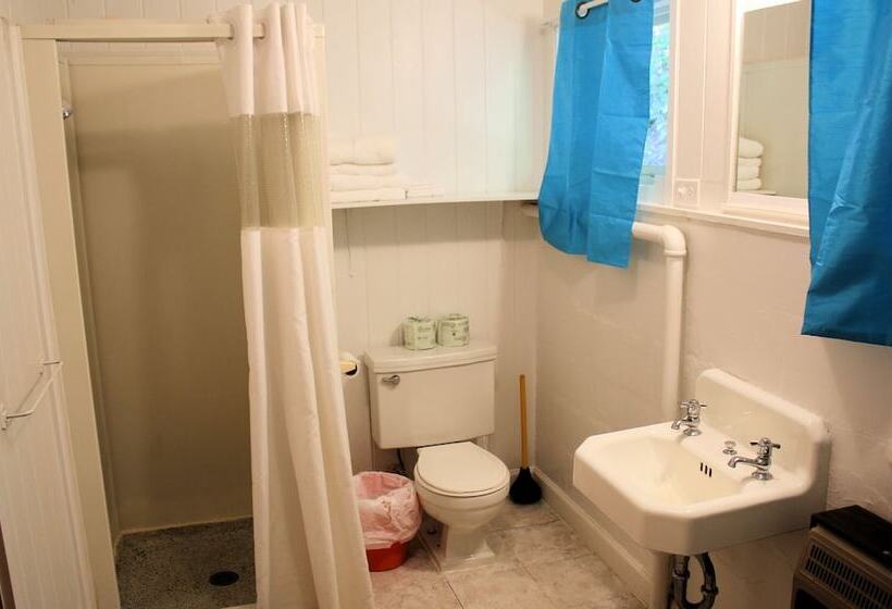 בית מלון כפרי Lynnhurst Family Resort