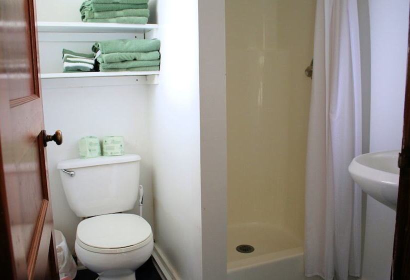 בית מלון כפרי Lynnhurst Family Resort