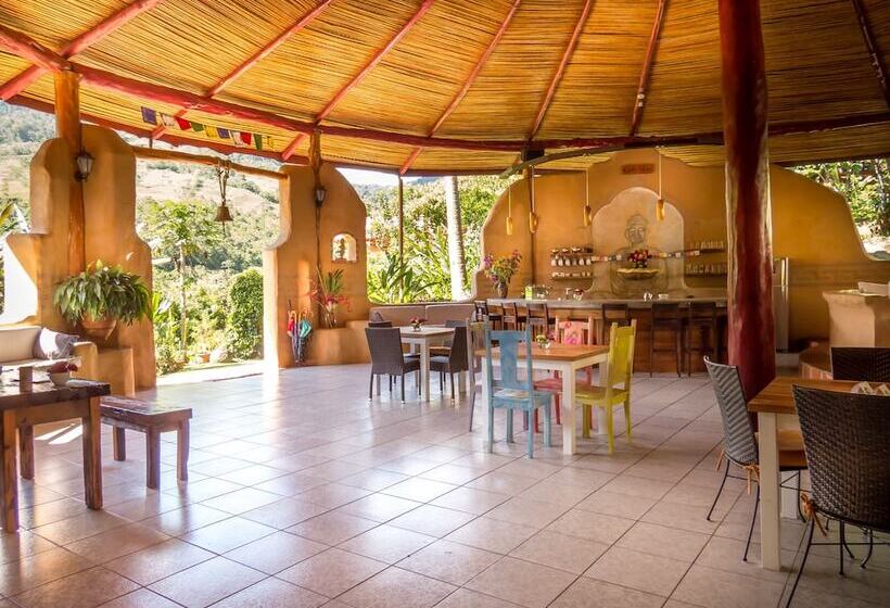 فندق Rio Chirripo